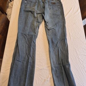 Wrangler George Strait Cowboy Cut Collection BlueJeans for Men.